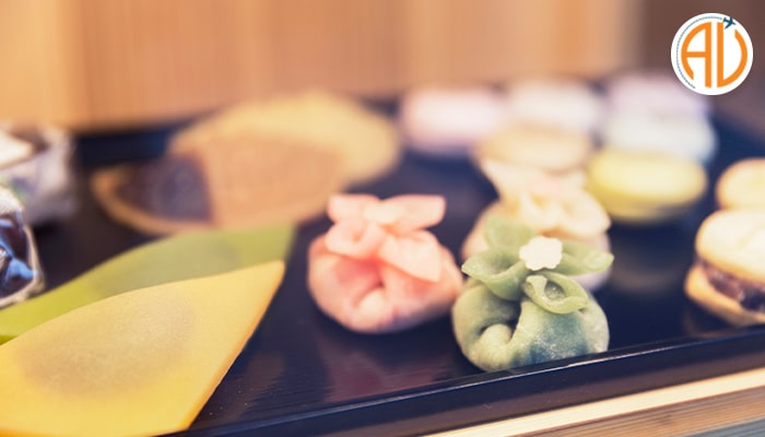 سوغاتی های معروف ژاپن | از خوراکی‌ها تا ظروف کادویی